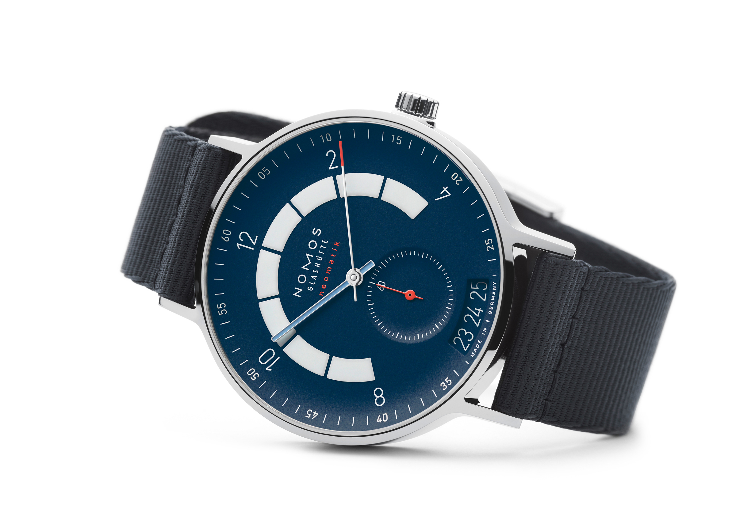 Nomos Autobahn neomatik 41 Datum Nachtblau